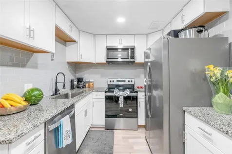 425 S Candler Avenue Orlando FL 32835