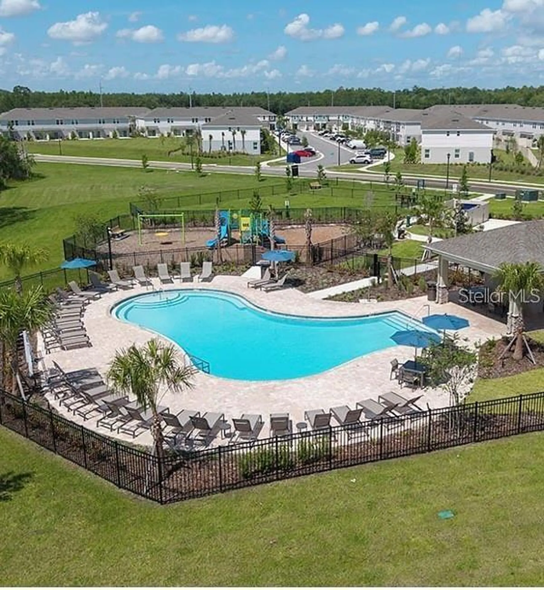 2852 Skyline Loop Kissimmee FL 34758