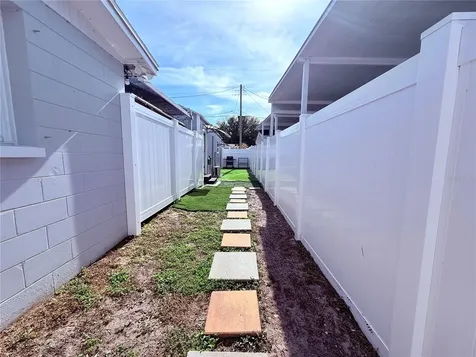 4514 W Fern Street Tampa FL 33614