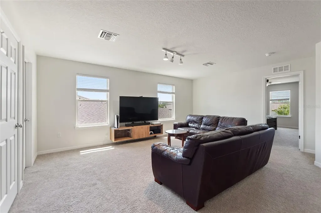 17244 Goldcrest Loop Clermont FL 34714