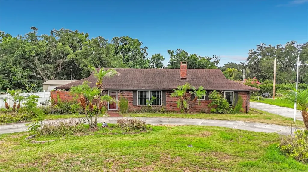 629 Orange Valley Circle Lakeland FL 33813
