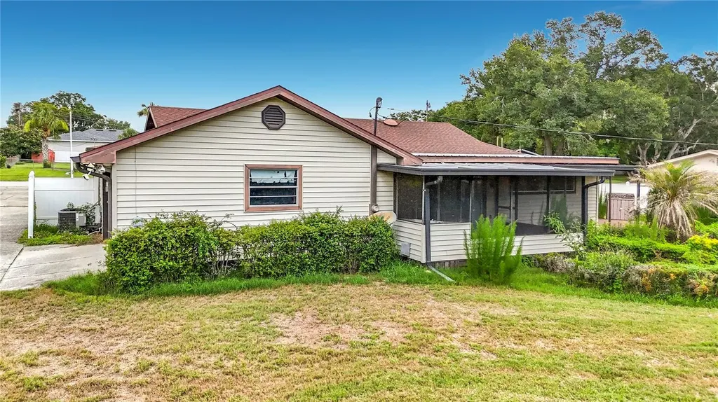629 Orange Valley Circle Lakeland FL 33813