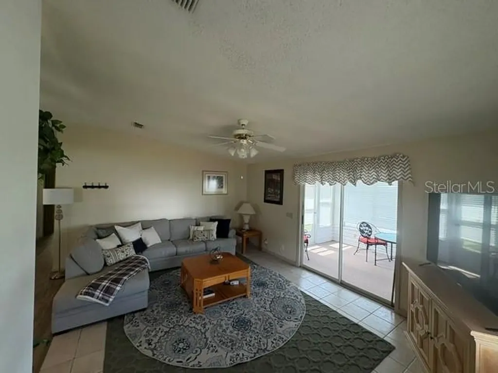 932 Chula Court Lady Lake FL 32159