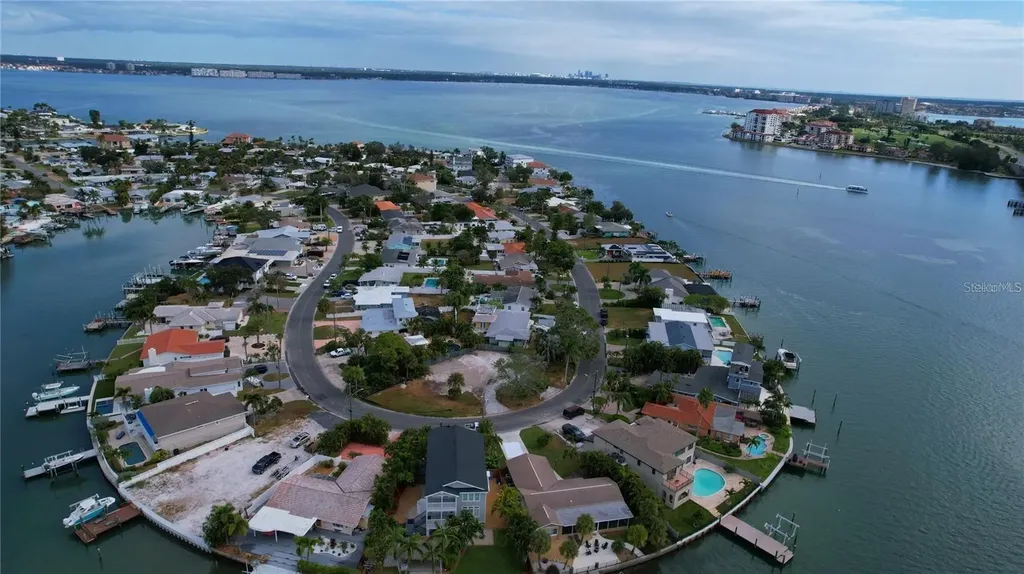 3615 Belle Vista Drive E St Pete Beach FL 33706