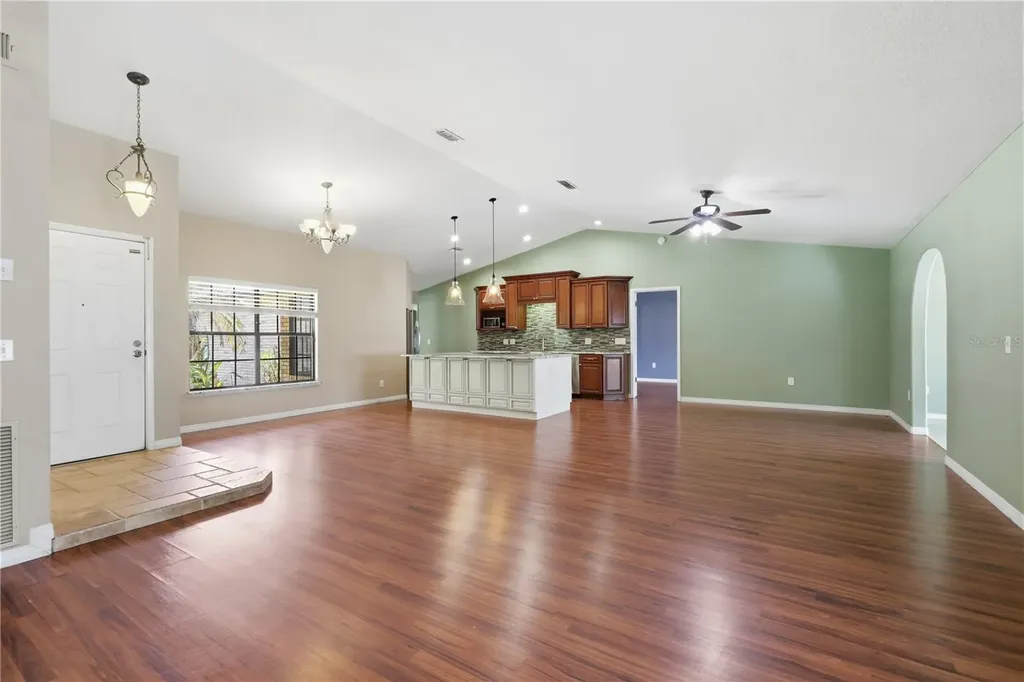 346 Riviera Drive Debary FL 32713