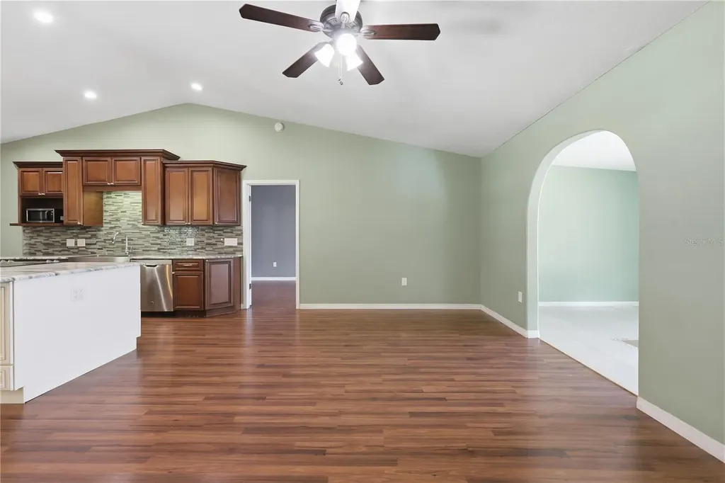 346 Riviera Drive Debary FL 32713