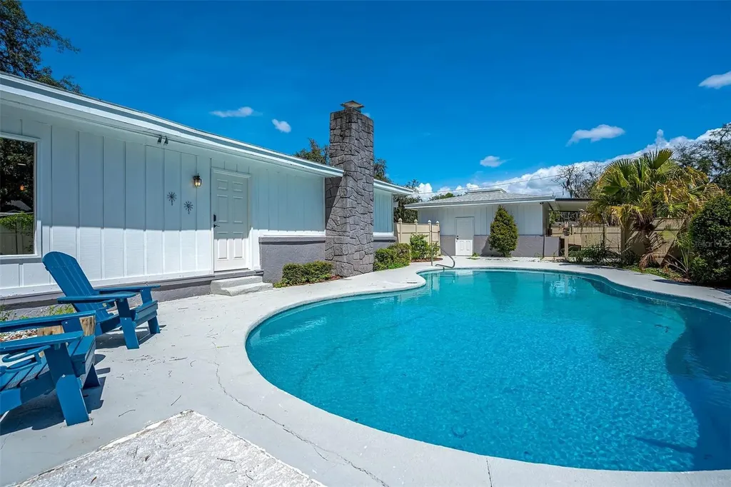 11935 Riverhills Drive Temple Terrace FL 33617