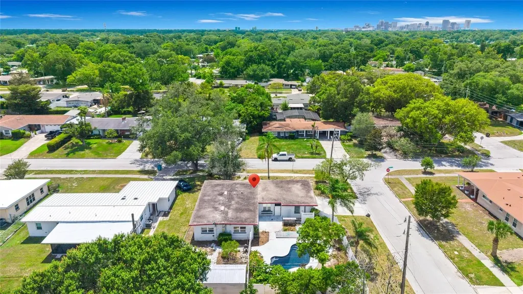 1209 Roscomare Avenue Orlando FL 32806