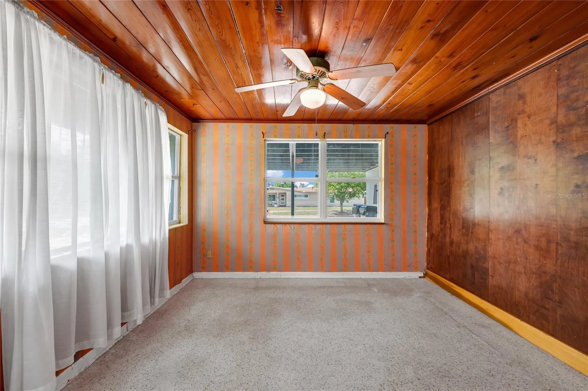 1209 Roscomare Avenue Orlando FL 32806