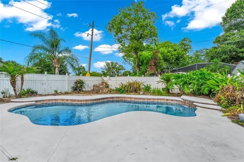 1209 Roscomare Avenue Orlando FL 32806
