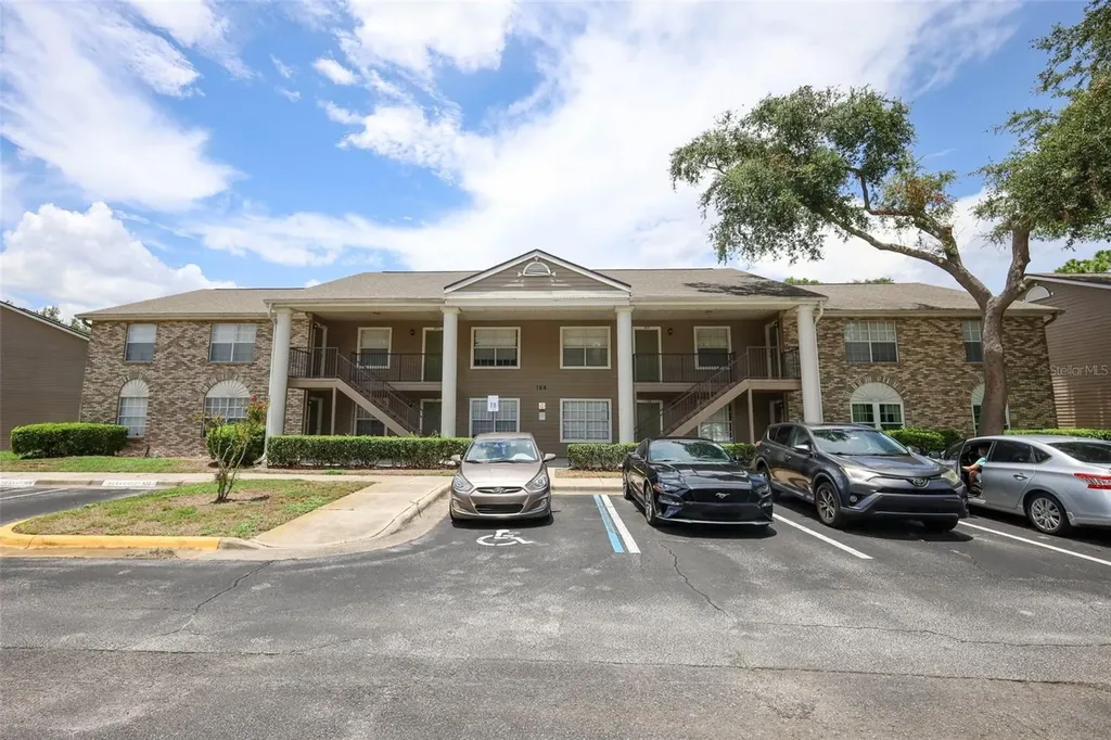 164 Reserve Circle Oviedo FL 32765