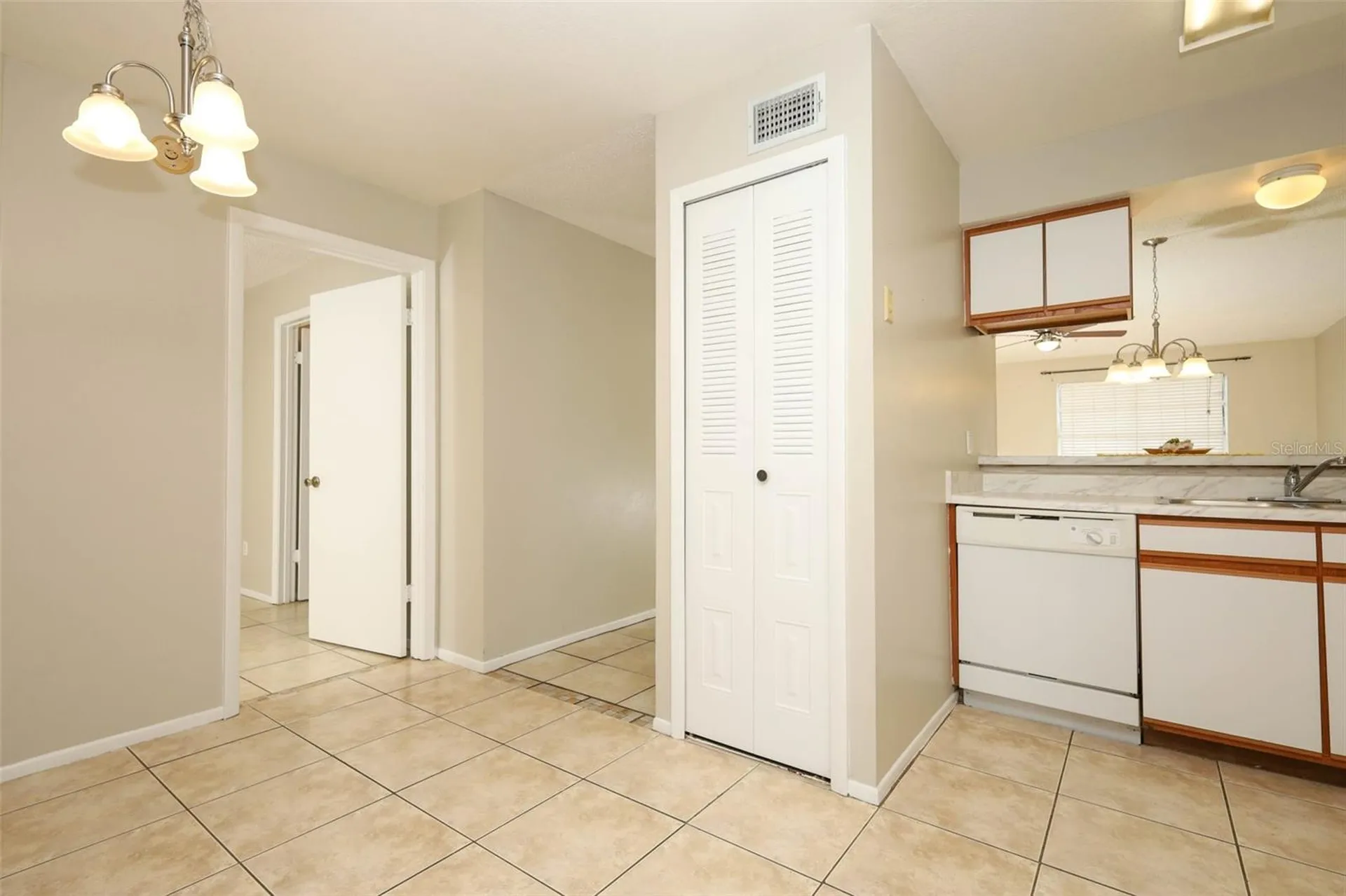 164 Reserve Circle Oviedo FL 32765