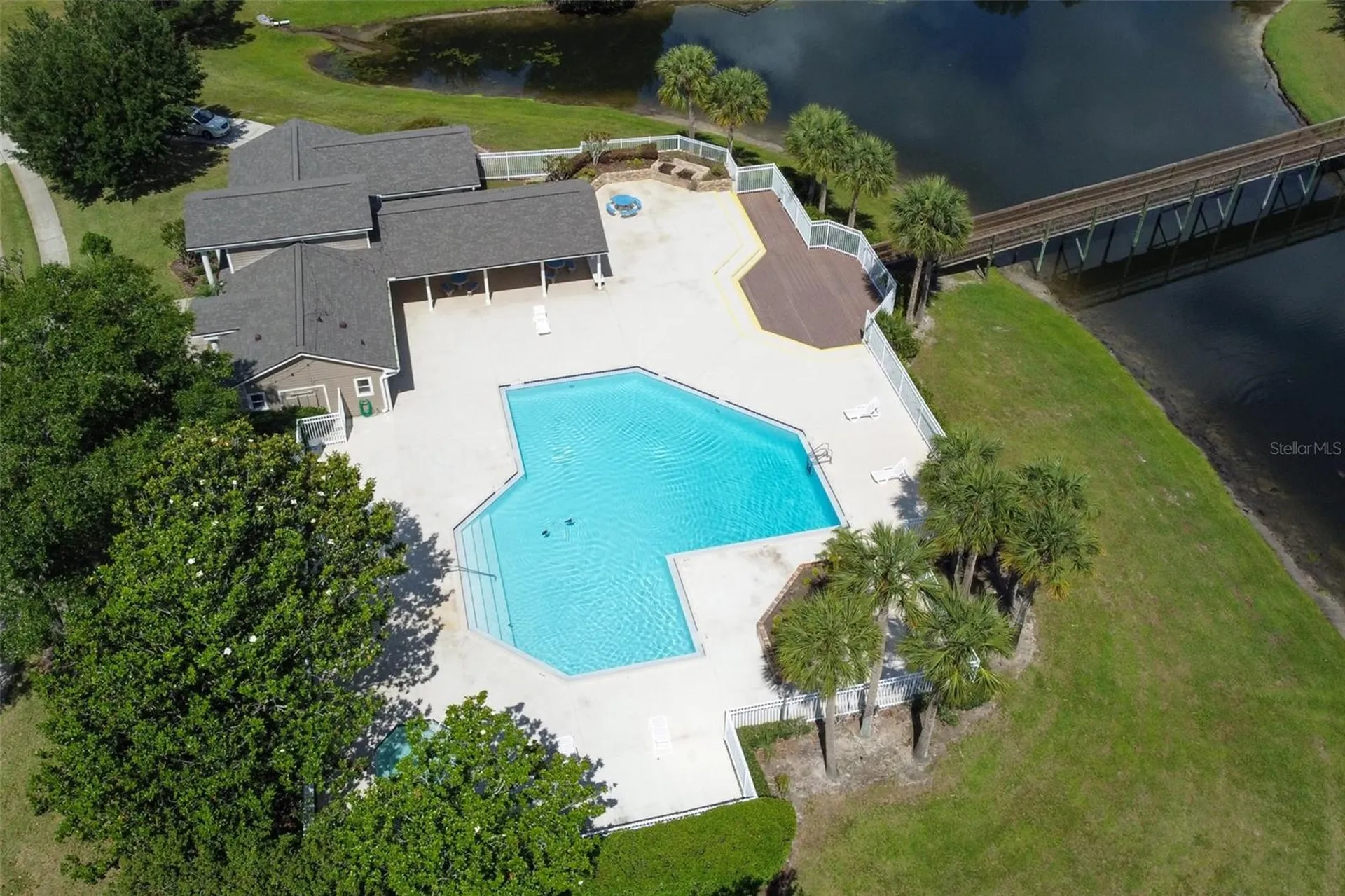 164 Reserve Circle Oviedo FL 32765