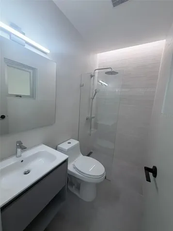 352 Del Parque San Juan PR 00911