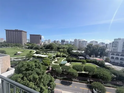 352 Del Parque San Juan PR 00911
