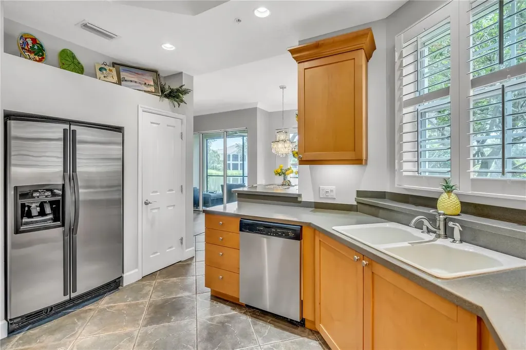 5204 Bouchard Circle Sarasota FL 34238