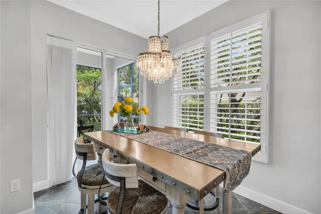 5204 Bouchard Circle Sarasota FL 34238