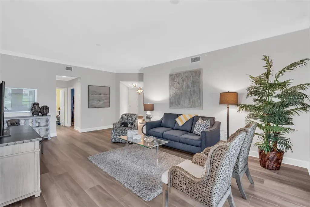 5204 Bouchard Circle Sarasota FL 34238
