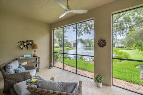 5204 Bouchard Circle Sarasota FL 34238
