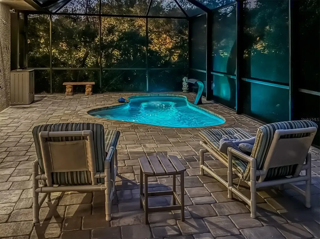 2565 Lemon Avenue Englewood FL 34223