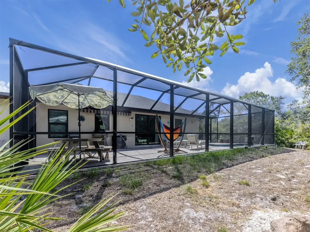 2565 Lemon Avenue Englewood FL 34223