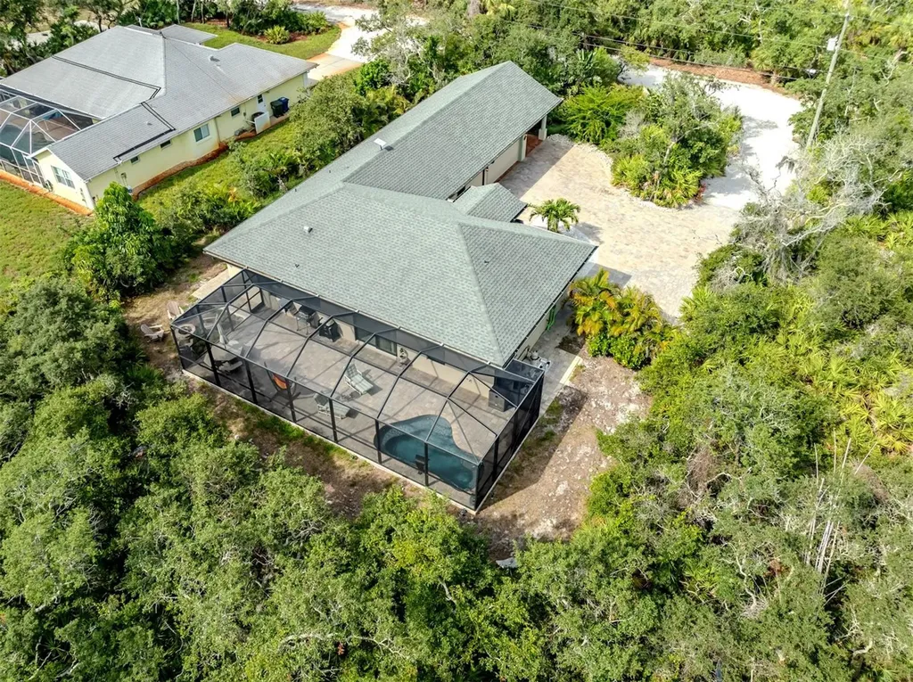 2565 Lemon Avenue Englewood FL 34223