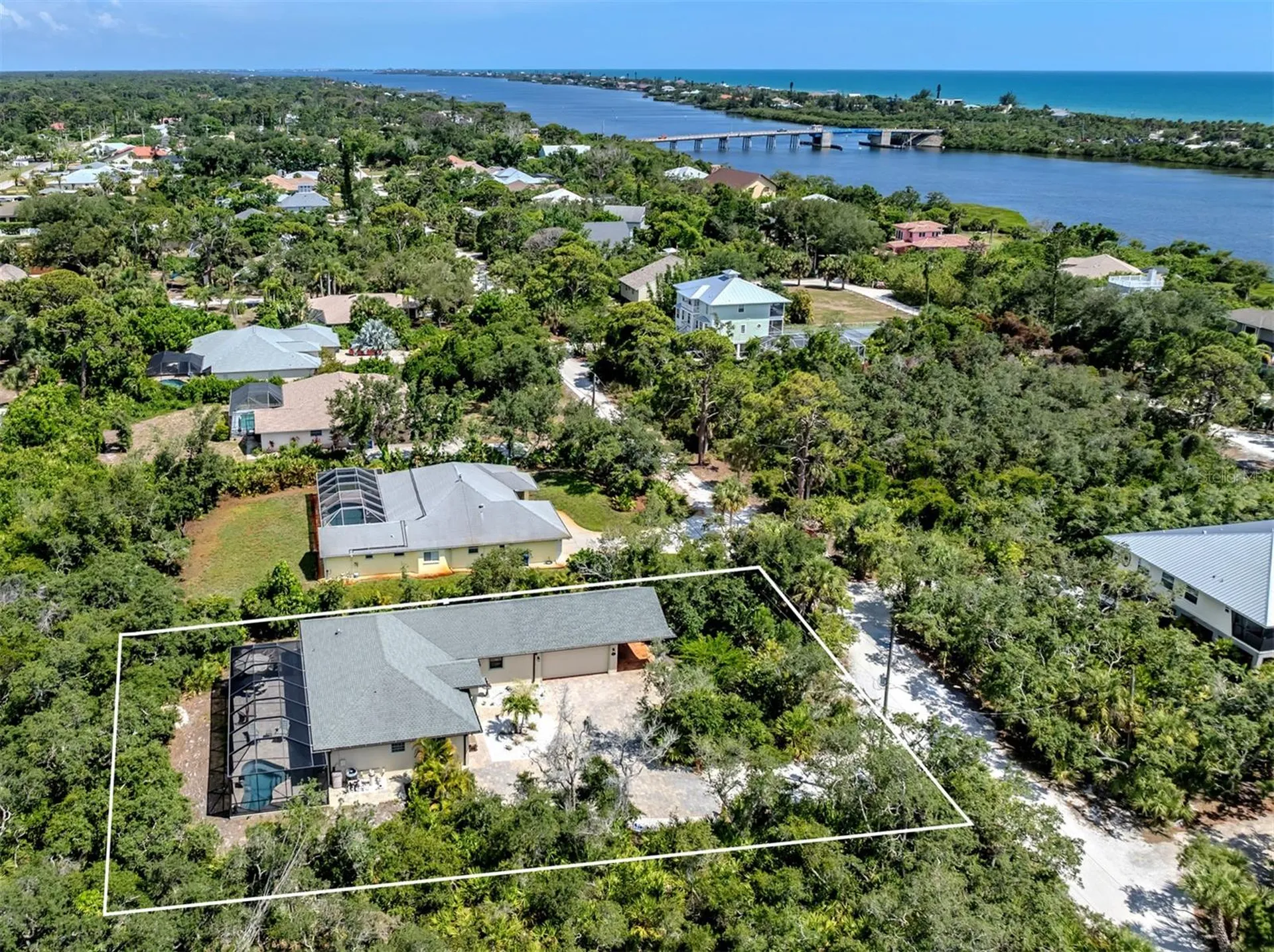 2565 Lemon Avenue Englewood FL 34223