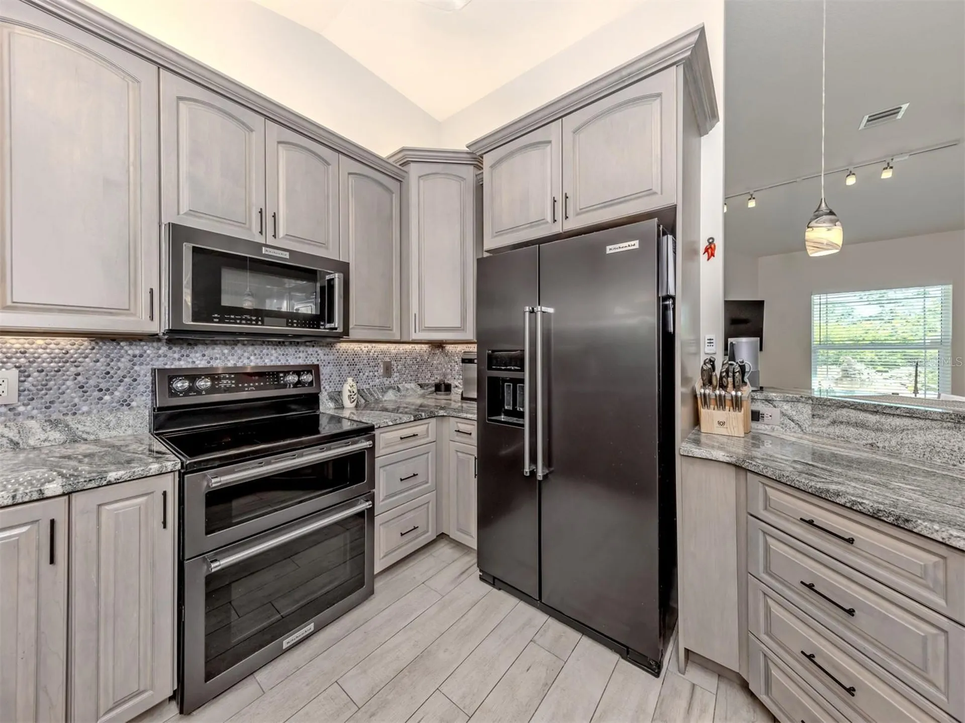 2565 Lemon Avenue Englewood FL 34223