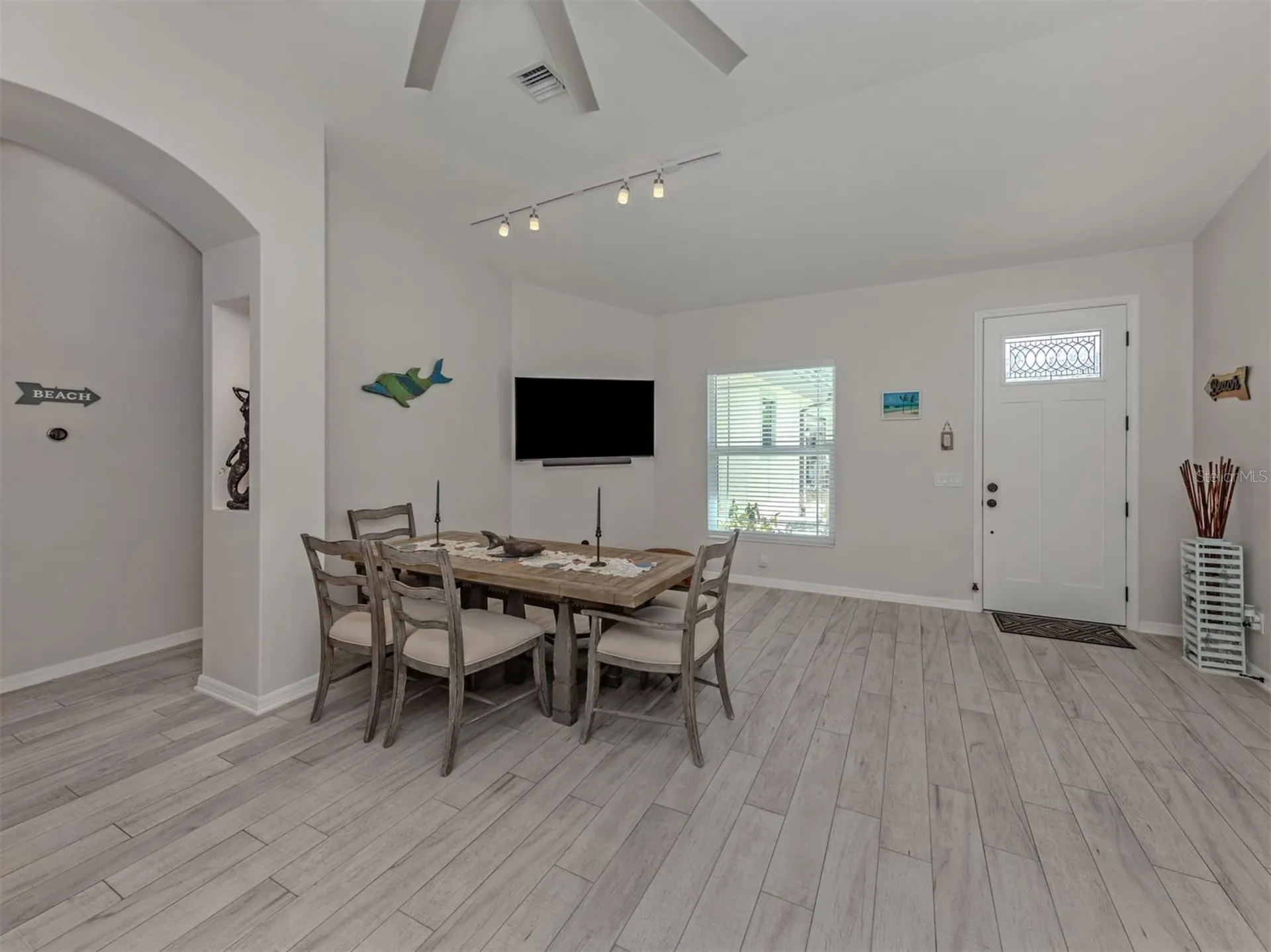 2565 Lemon Avenue Englewood FL 34223