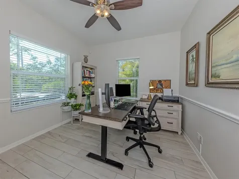 2565 Lemon Avenue Englewood FL 34223