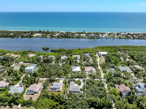 2565 Lemon Avenue Englewood FL 34223