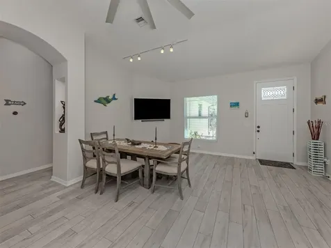 2565 Lemon Avenue Englewood FL 34223