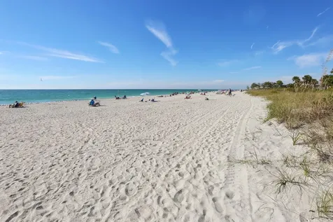 2565 Lemon Avenue Englewood FL 34223