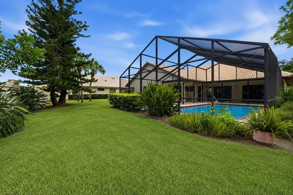 215 Carriage House Lane Nokomis FL 34275