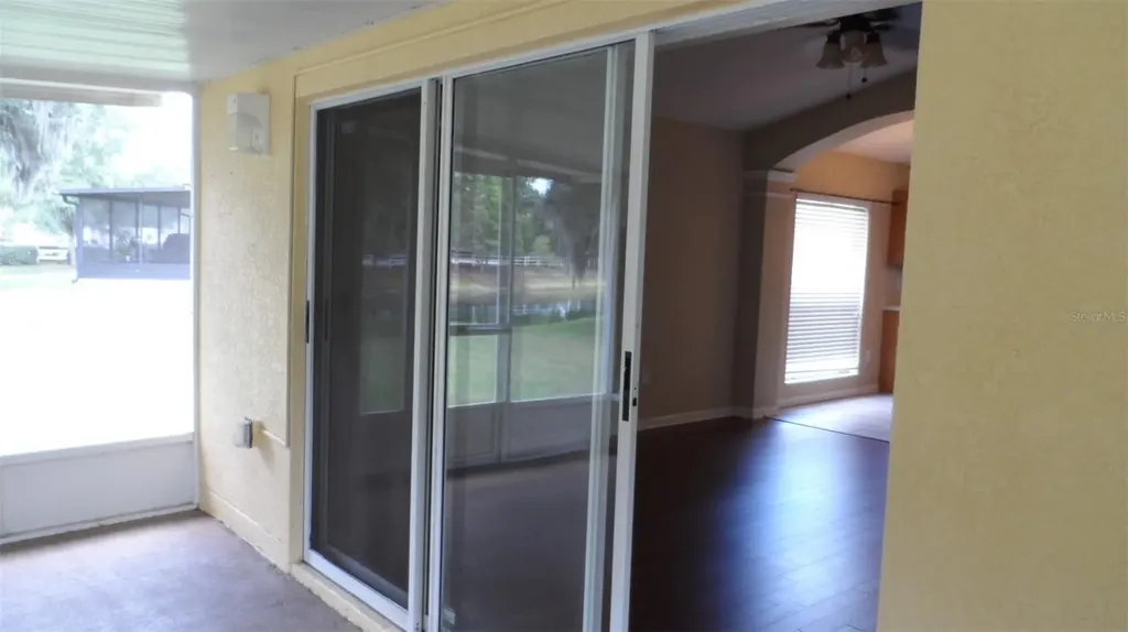 30709 Lanesborough Circle Wesley Chapel FL 33543