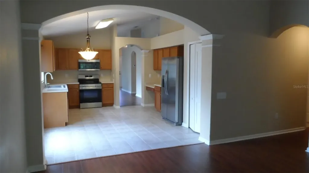 30709 Lanesborough Circle Wesley Chapel FL 33543