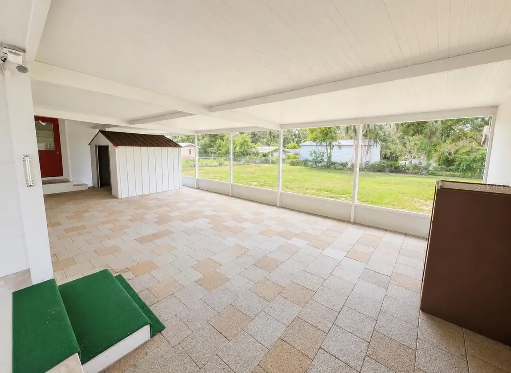 205 E Jersey Avenue Brandon FL 33510