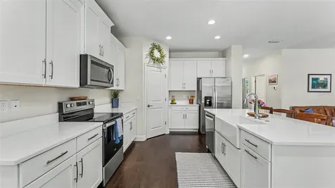 1829 Cherokee Trail Lakeland FL 33803