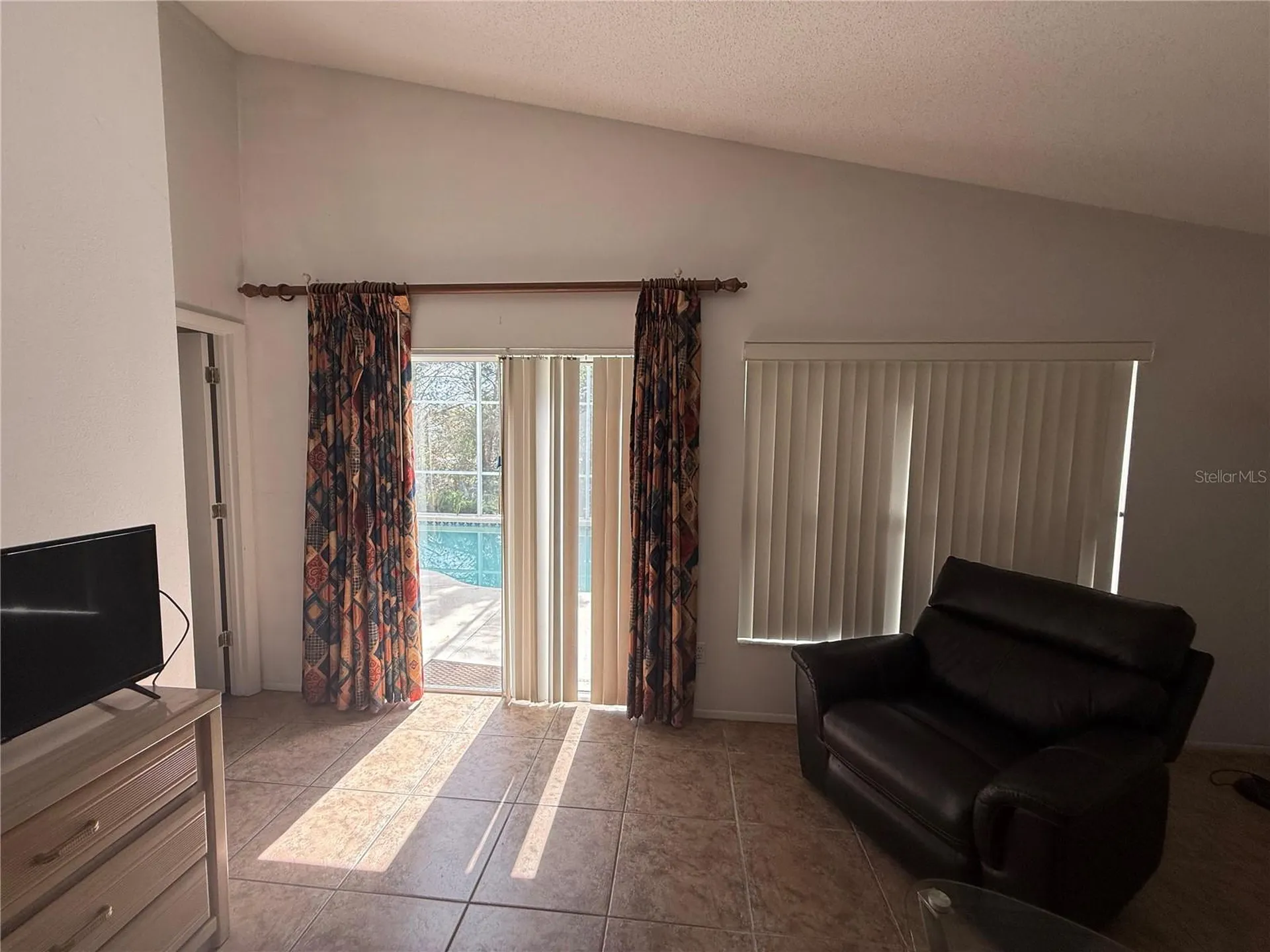 521 Castlemain Circle Davenport FL 33897