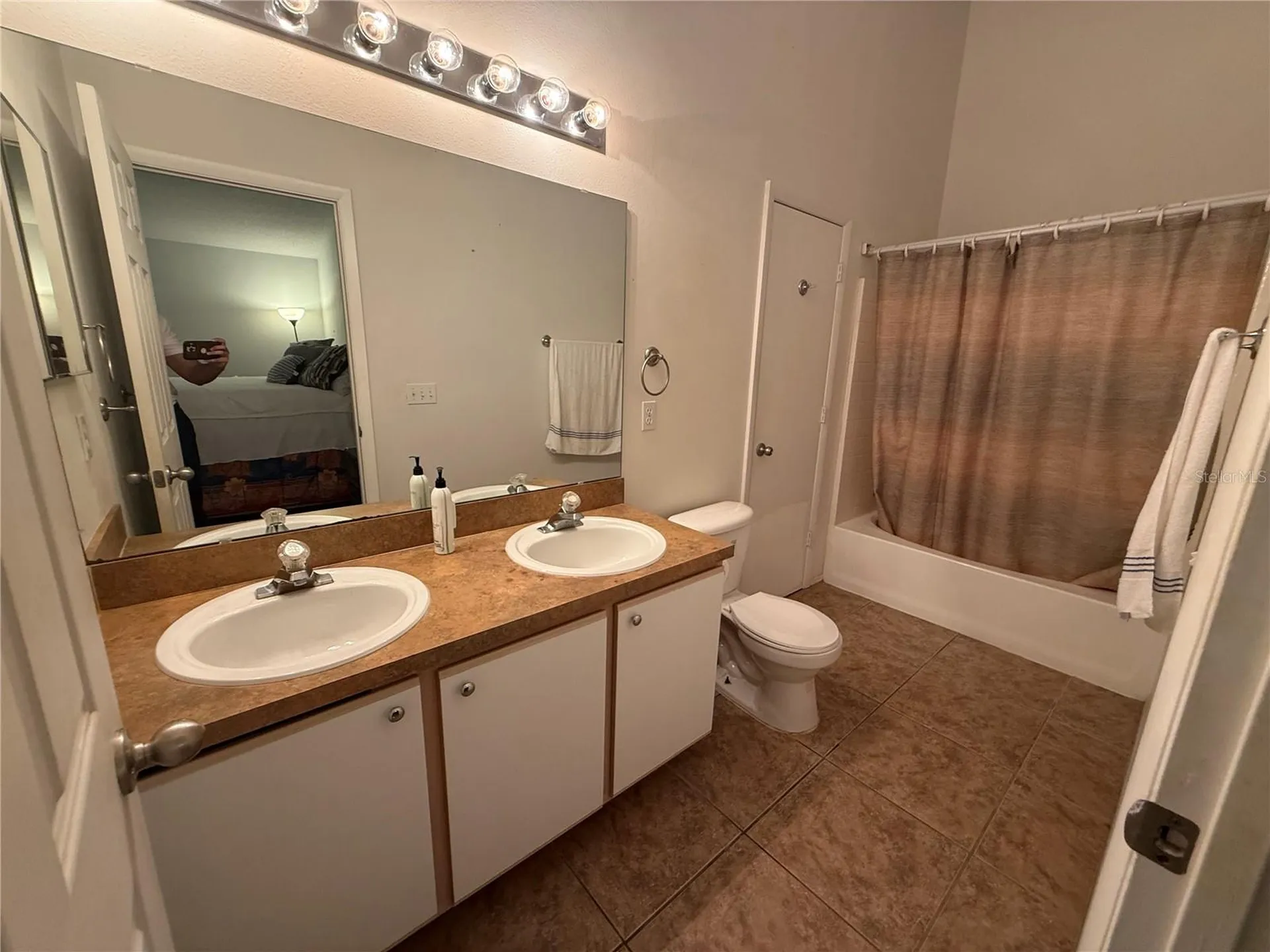 521 Castlemain Circle Davenport FL 33897
