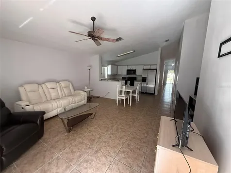 521 Castlemain Circle Davenport FL 33897