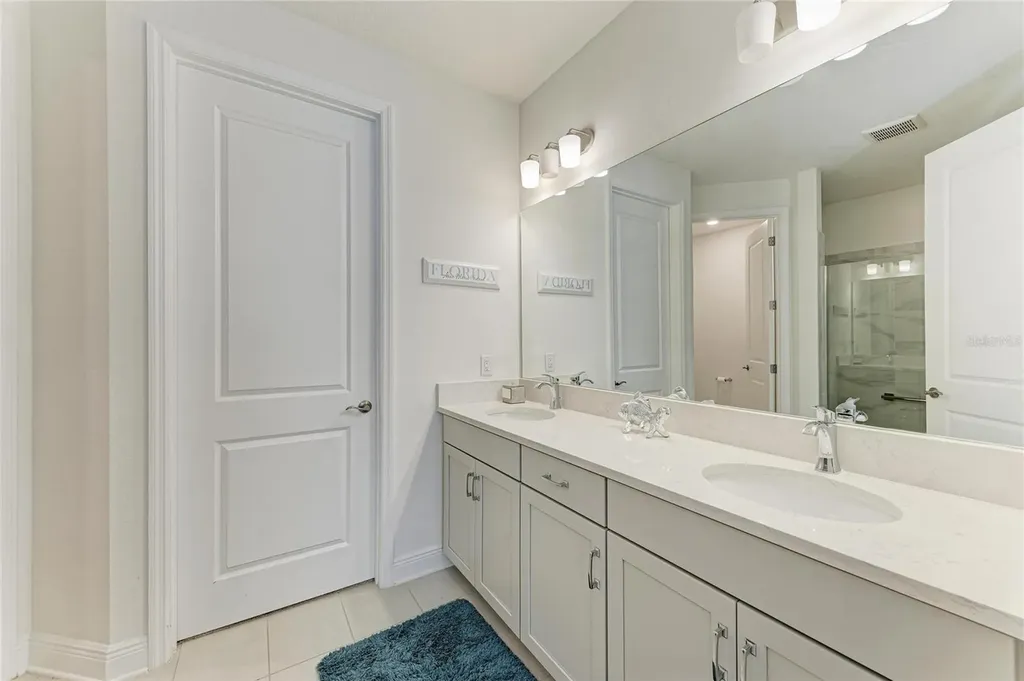 17831 Cherished Loop Bradenton FL 34211