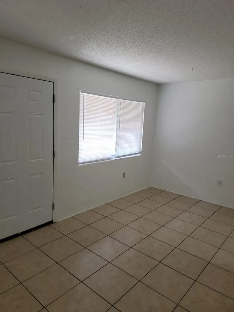 1216 Kennedy Road Daytona Beach FL 32117
