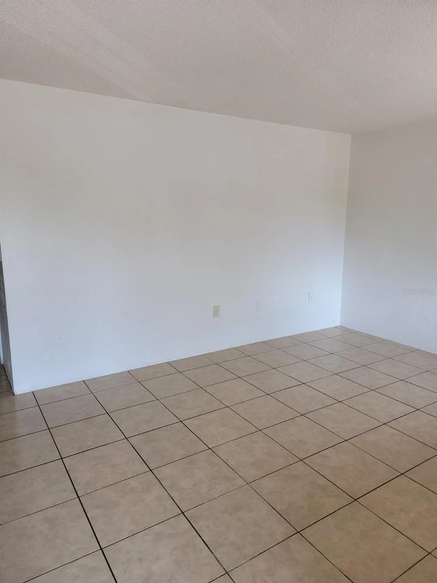 1216 Kennedy Road Daytona Beach FL 32117