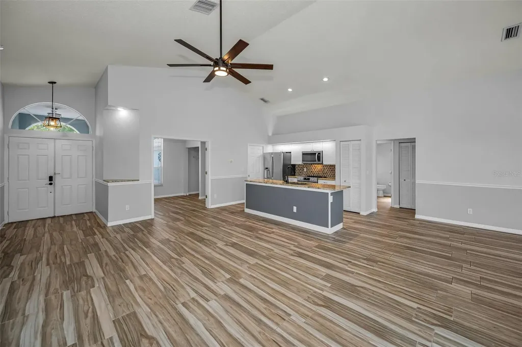 802 Anchors Way Tarpon Springs FL 34689