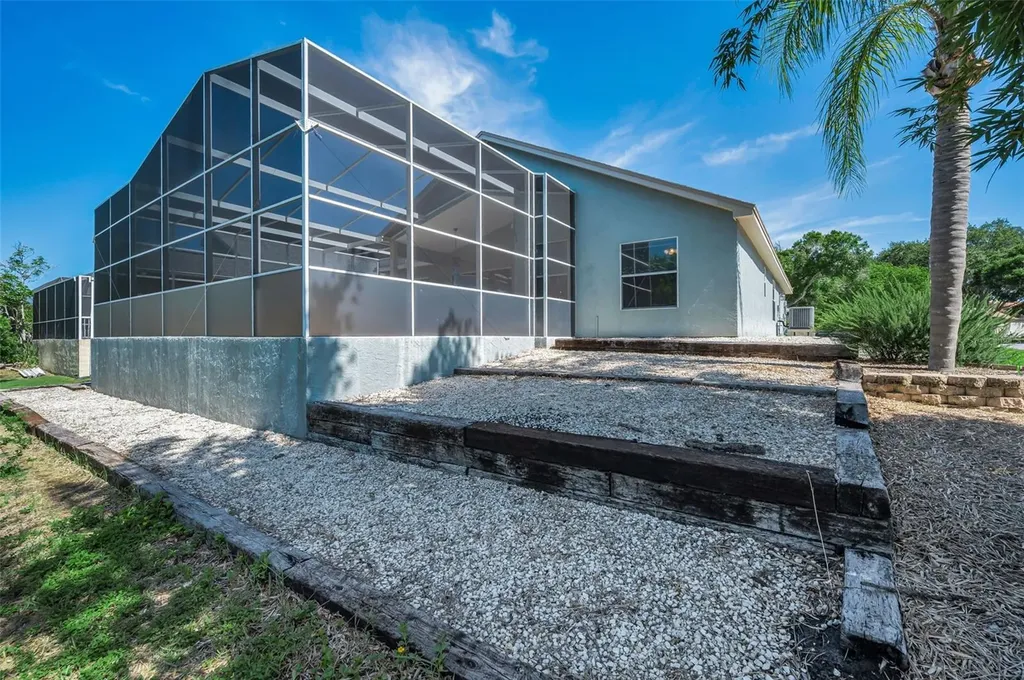 802 Anchors Way Tarpon Springs FL 34689