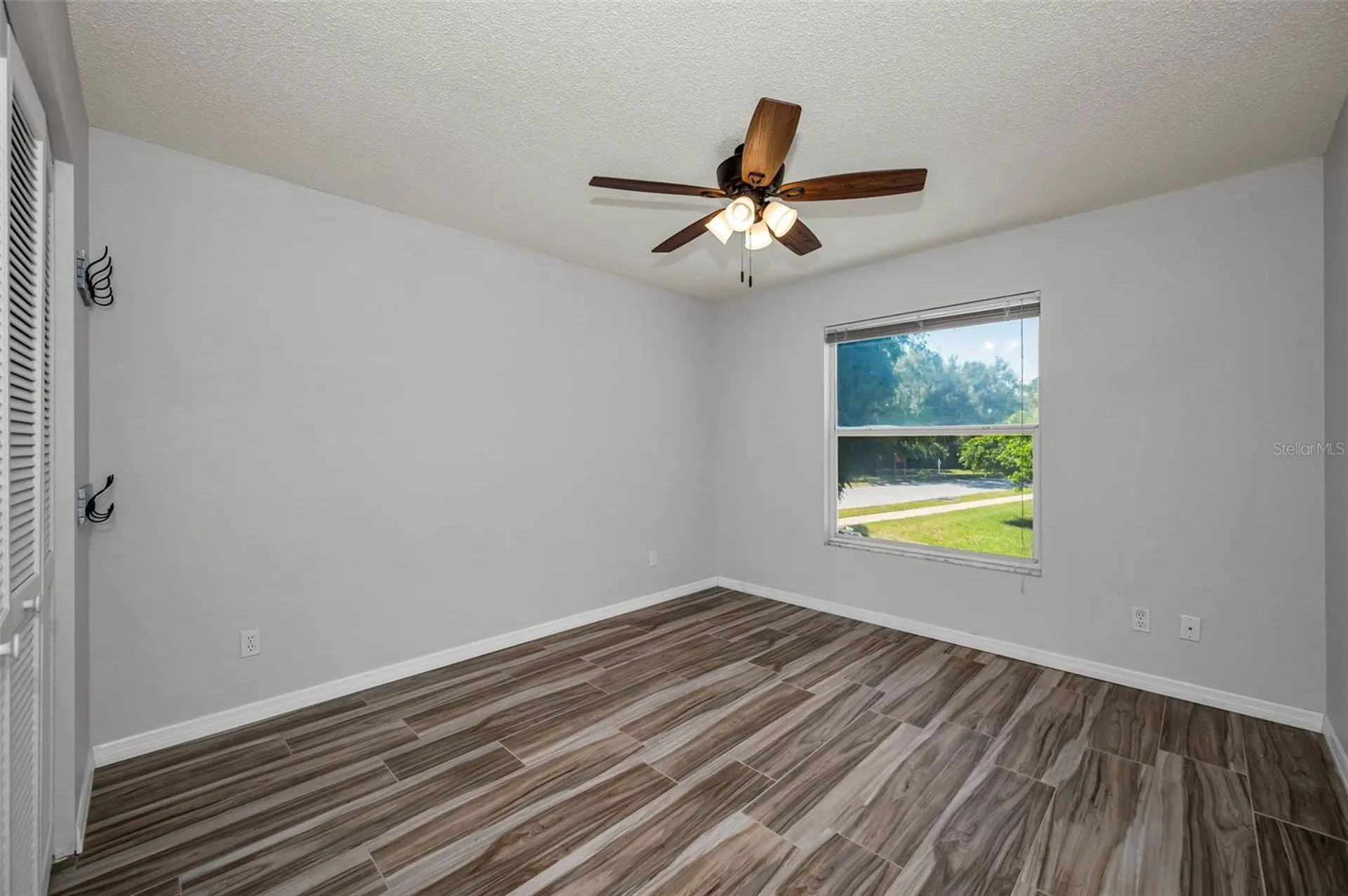 802 Anchors Way Tarpon Springs FL 34689