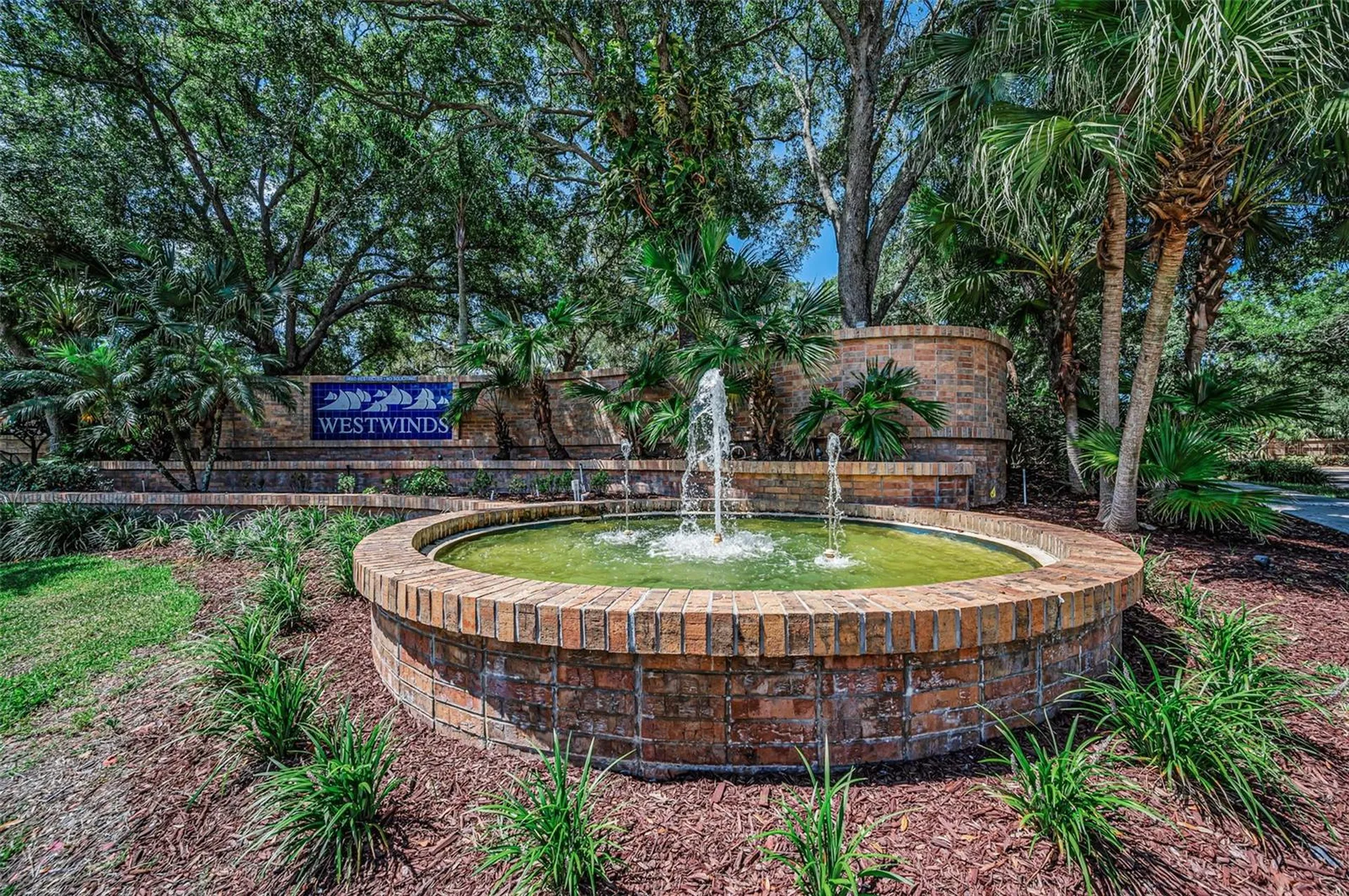 802 Anchors Way Tarpon Springs FL 34689