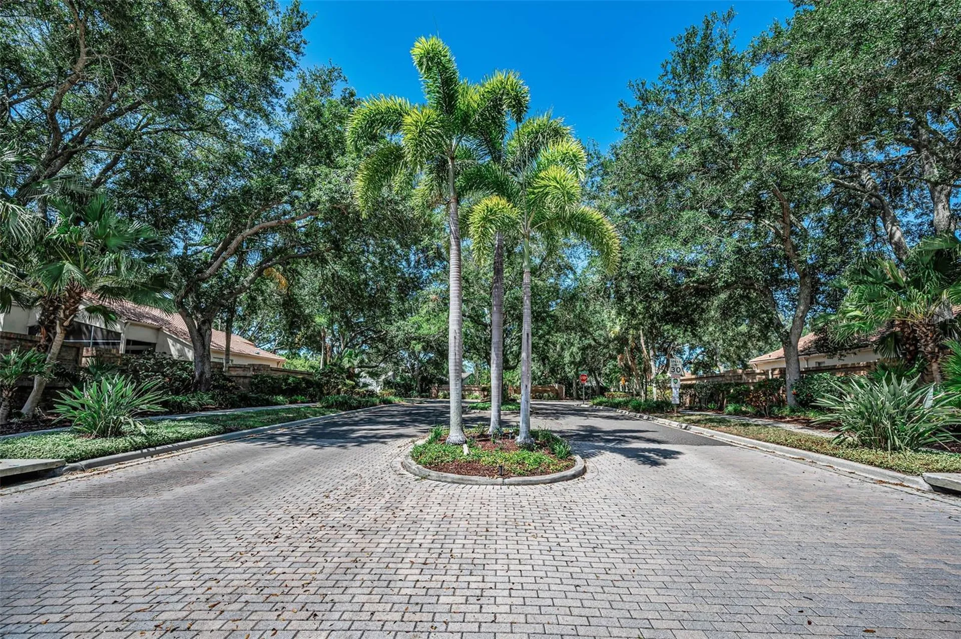 802 Anchors Way Tarpon Springs FL 34689