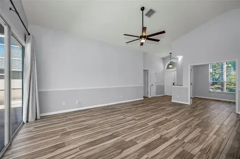 802 Anchors Way Tarpon Springs FL 34689